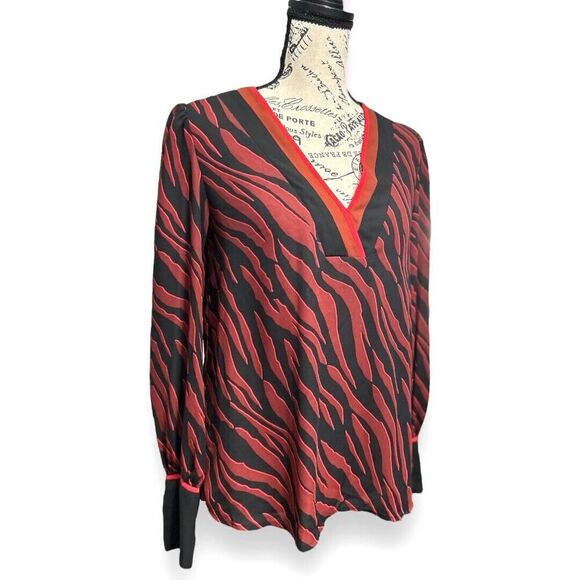 Express S Red Black Zebra Print V-Neck Blouse Long Sleeve Button Cuff Top Y2K - Picture 5 of 11
